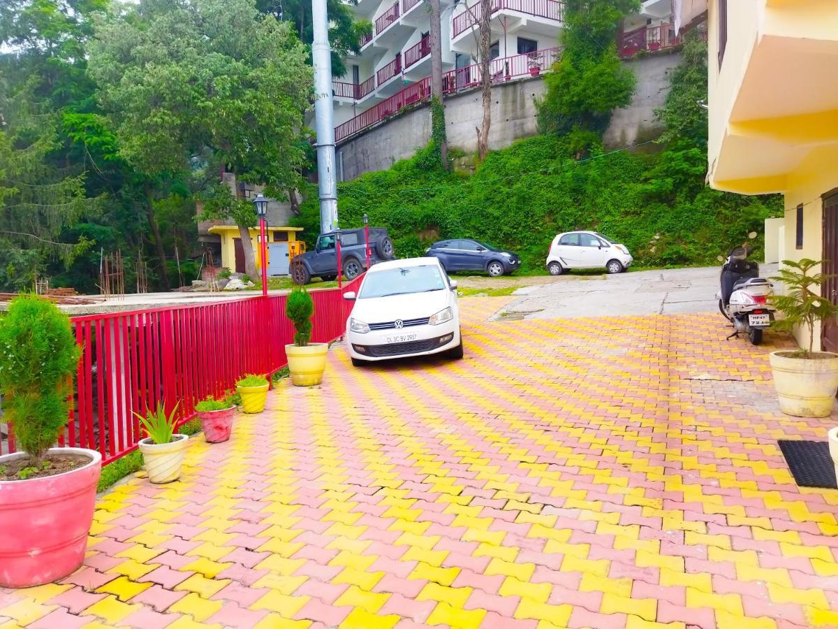 Hotel Himdhara, Dalhousie Bagian luar foto